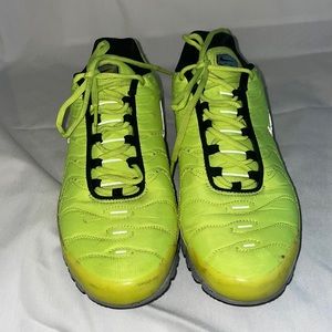 Nike sz 9 1/2 Mens sneakers